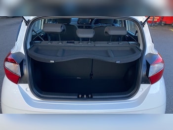 Used Hyundai i10 2025 for sale - 77336489: Photo