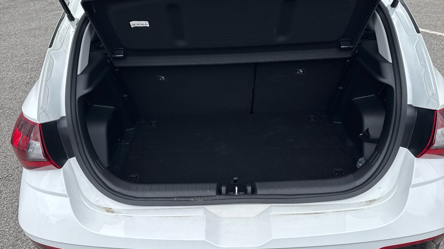 Used Hyundai i20 2025 for sale - 76181361: Photo 4