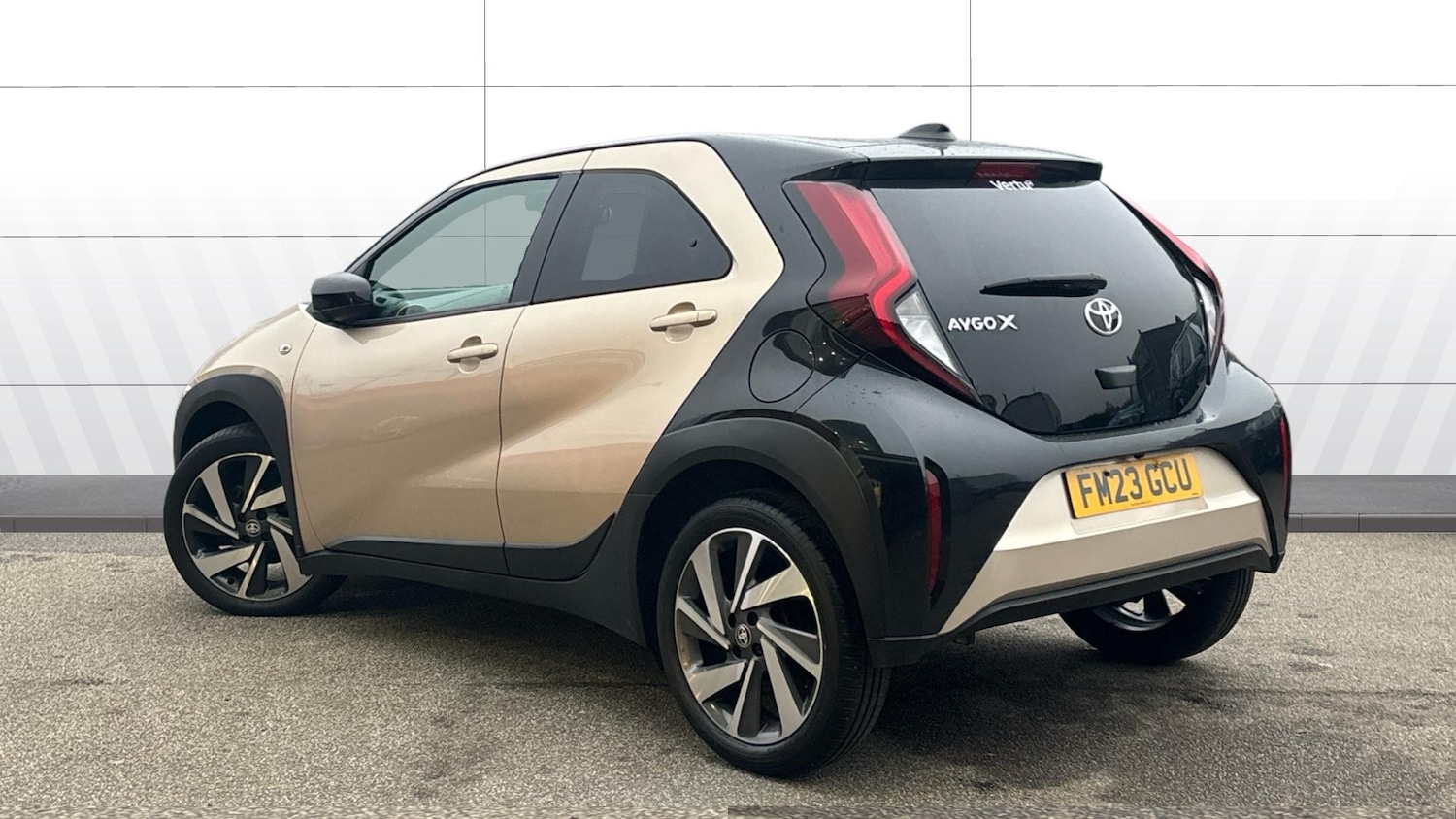 Used Toyota Aygo X 2023 for sale - 77461137: Photo 2