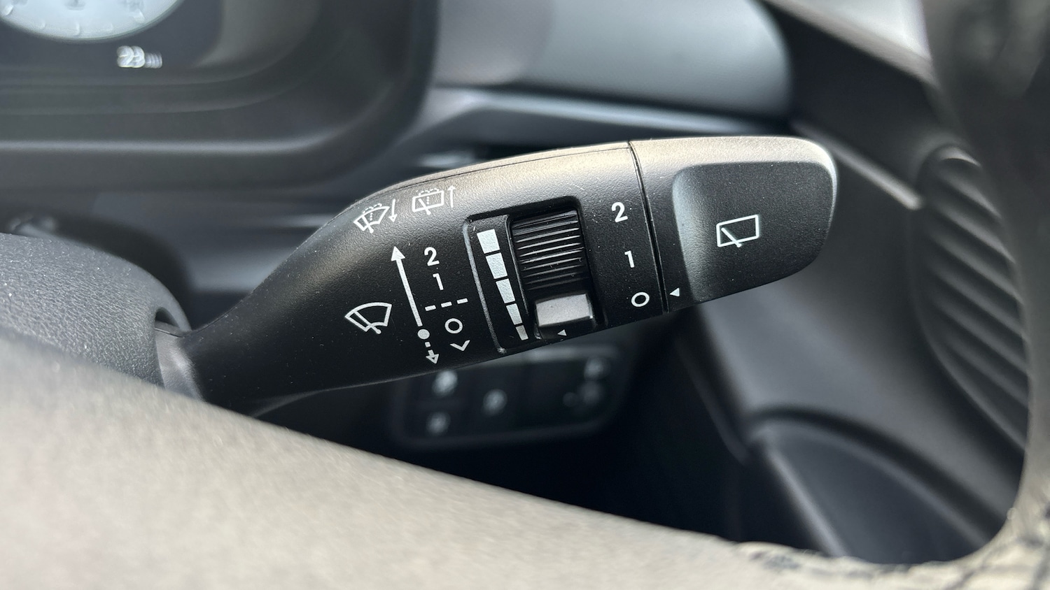 Used Hyundai i20 2025 for sale - 76504418: Photo 32