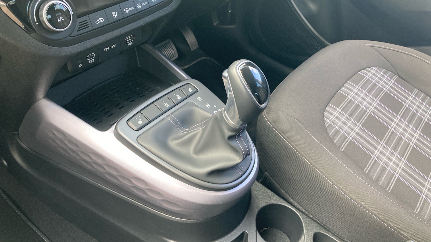 Used Hyundai i10 2024 for sale - 76682236: Photo 13