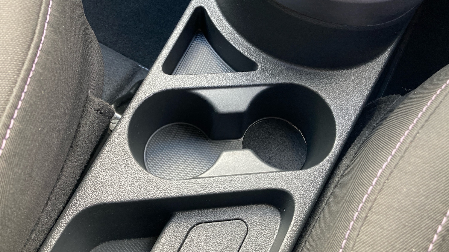 Used Hyundai i10 2024 for sale - 76682236: Photo 35