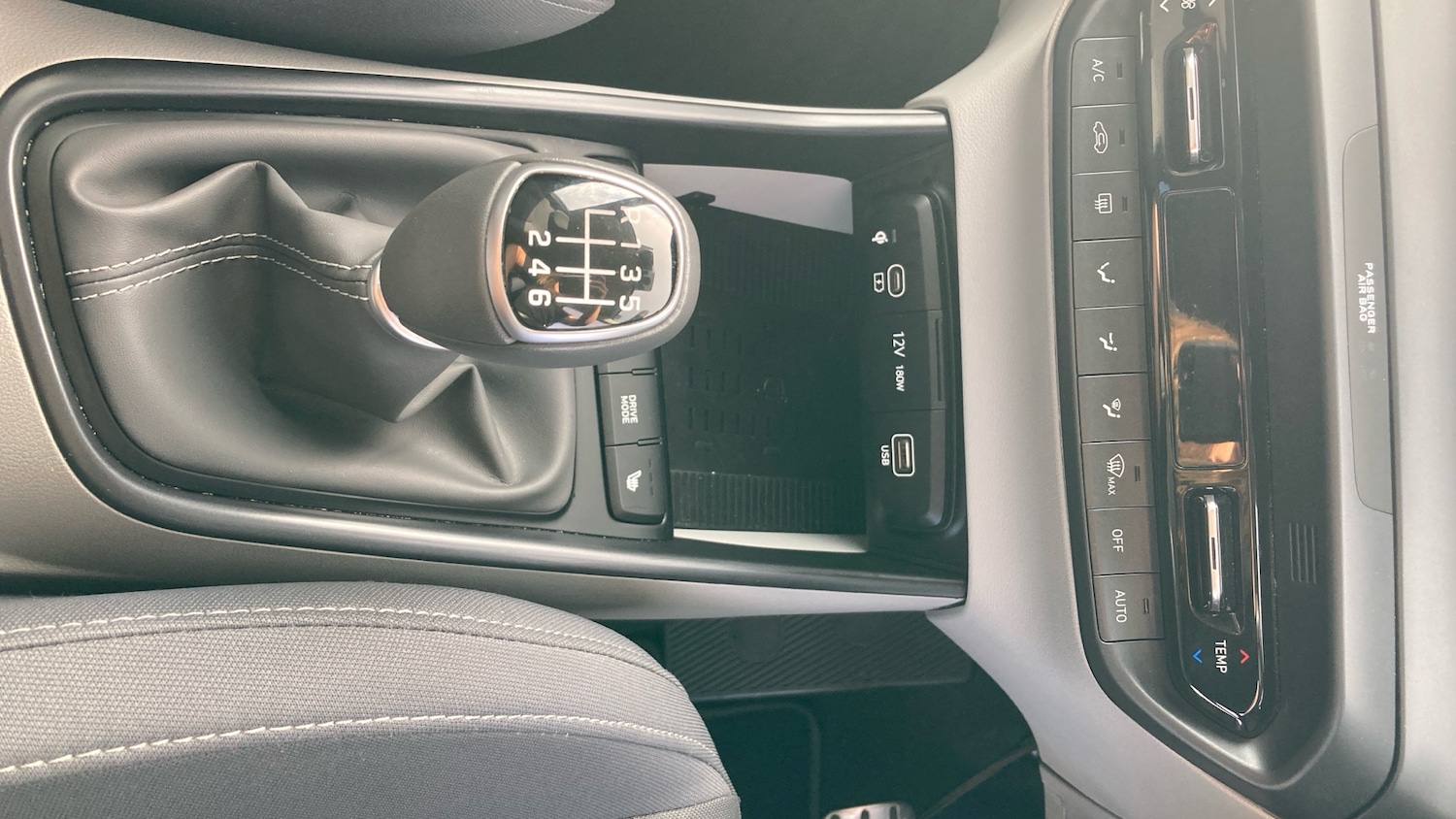 Used Hyundai BAYON 2024 for sale - 76181359: Photo 32