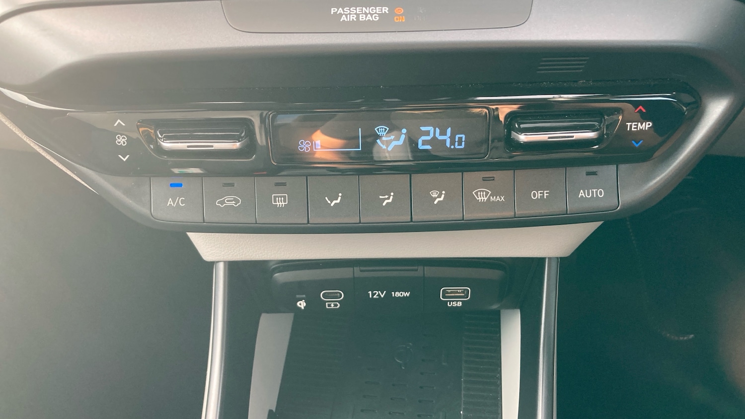 Used Hyundai BAYON 2024 for sale - 76181359: Photo 33