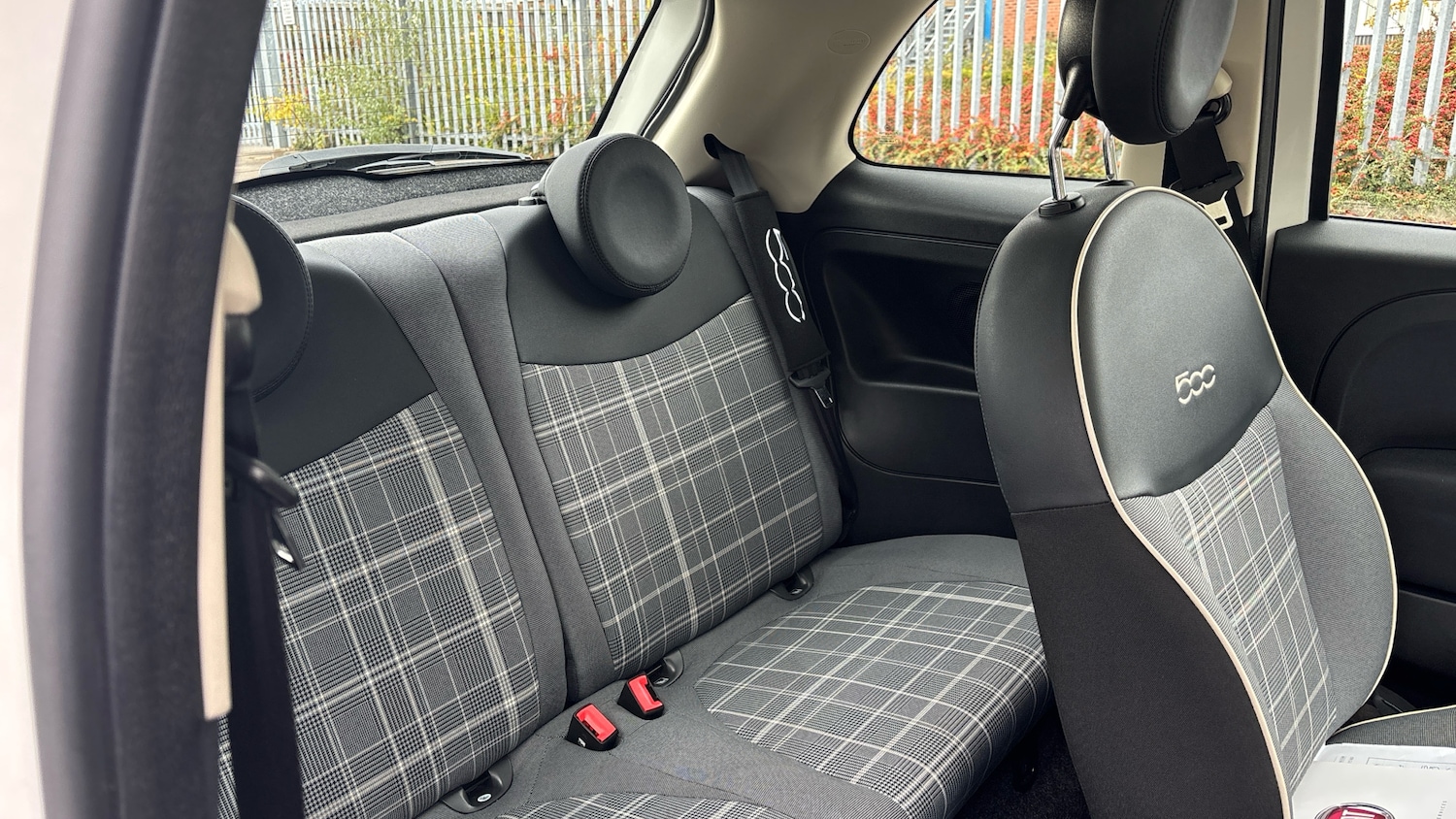 Used Fiat 500 2018 for sale - 76352402: Photo 16