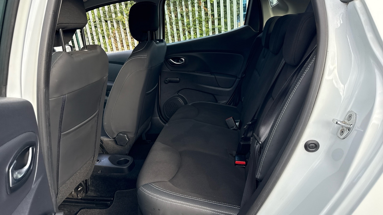 Used Renault Clio 2019 for sale - 76265896: Photo 16