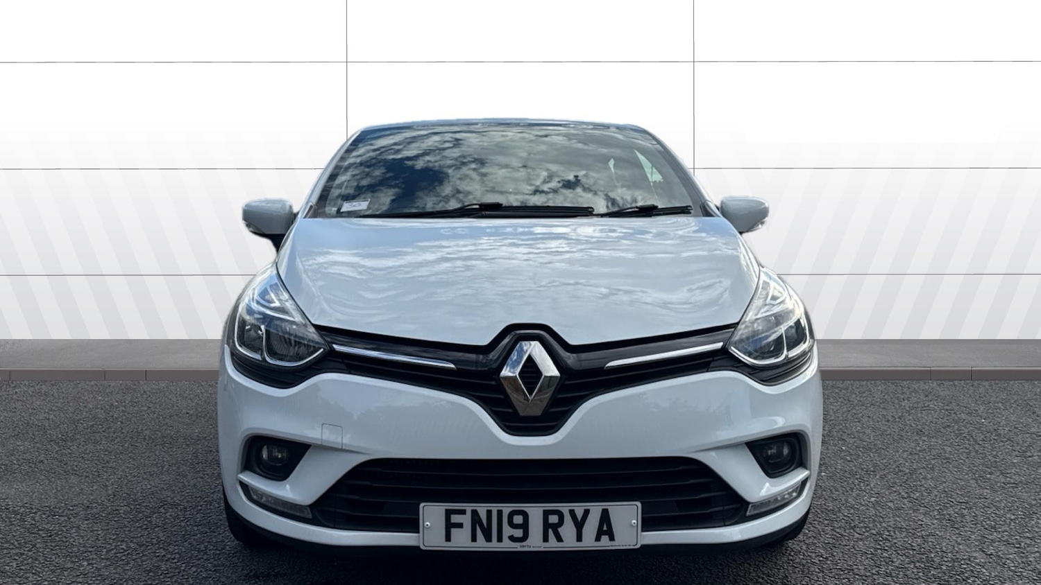 Used Renault Clio 2019 for sale - 76265896: Photo 3