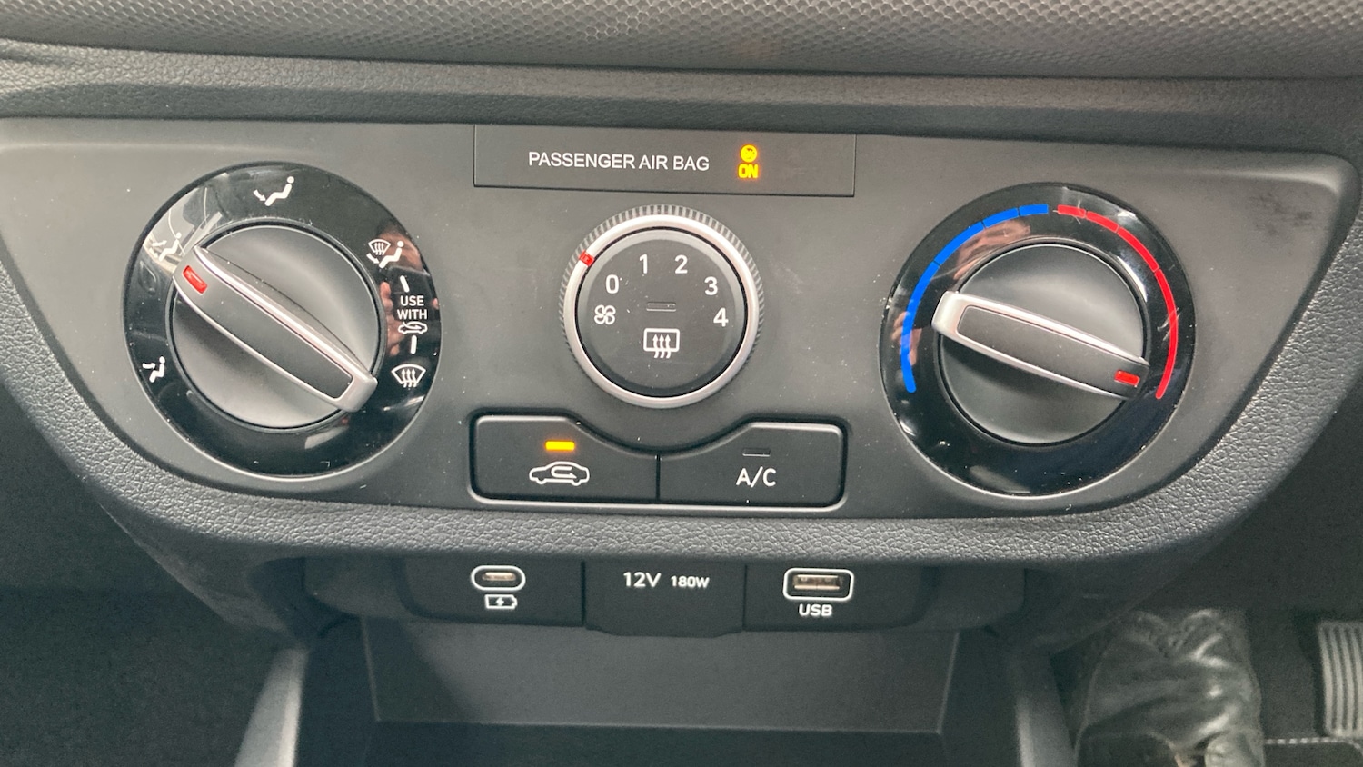 Used Hyundai i10 2025 for sale - 76298887: Photo 25