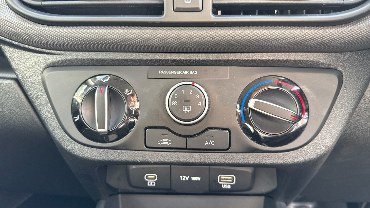 Used Hyundai i10 2023 for sale - 78131714: Photo 27