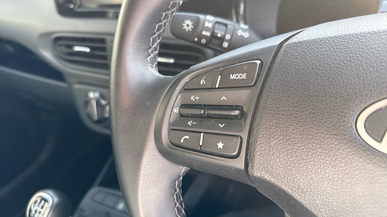 Used Hyundai i10 2023 for sale - 78131714: Photo 28