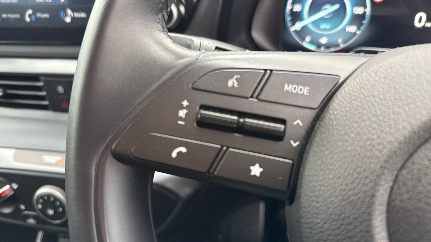 Used Hyundai i20 2024 for sale - 77603585: Photo 32