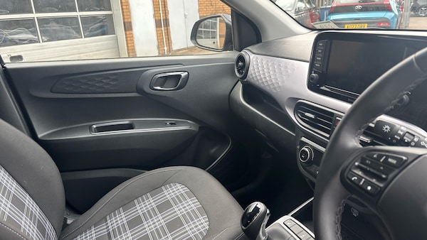 Used Hyundai i10 2024 for sale - 76192996: Photo 14