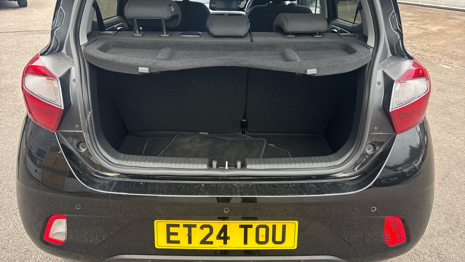 Used Hyundai i10 2024 for sale - 76192996: Photo 4