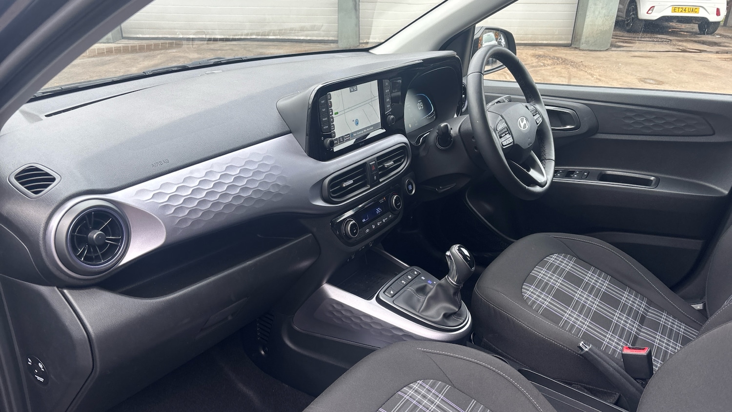 Used Hyundai i10 2024 for sale - 76192996: Photo 9