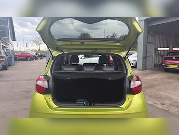 Used Hyundai i10 2024 for sale - 78031420: Photo