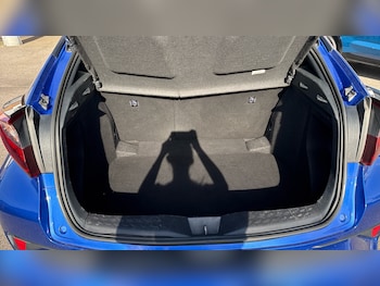 Used Toyota C-HR 2020 for sale - 79365917: Photo
