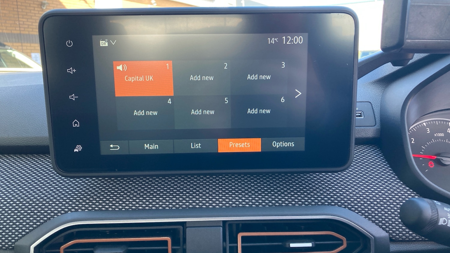 Used Dacia Sandero Stepway 2024 for sale - 78168672: Photo 45