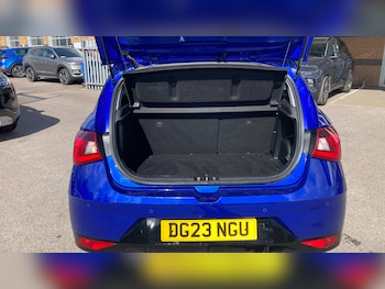 Used Hyundai i20 2023 for sale - 78565453: Photo