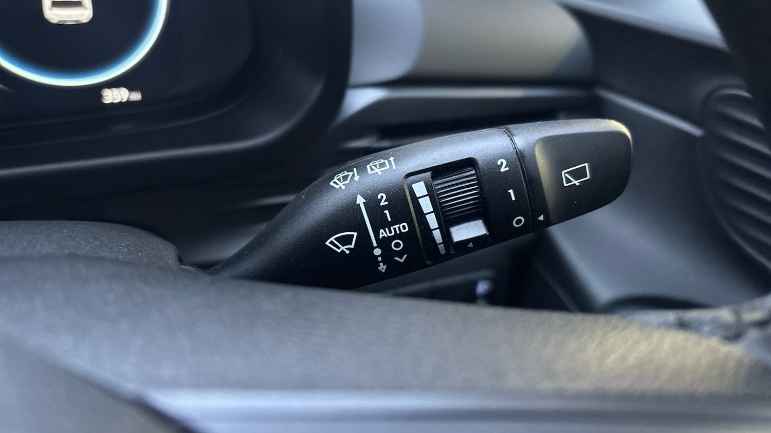 Used Hyundai BAYON 2025 for sale - 77062018: Photo 28