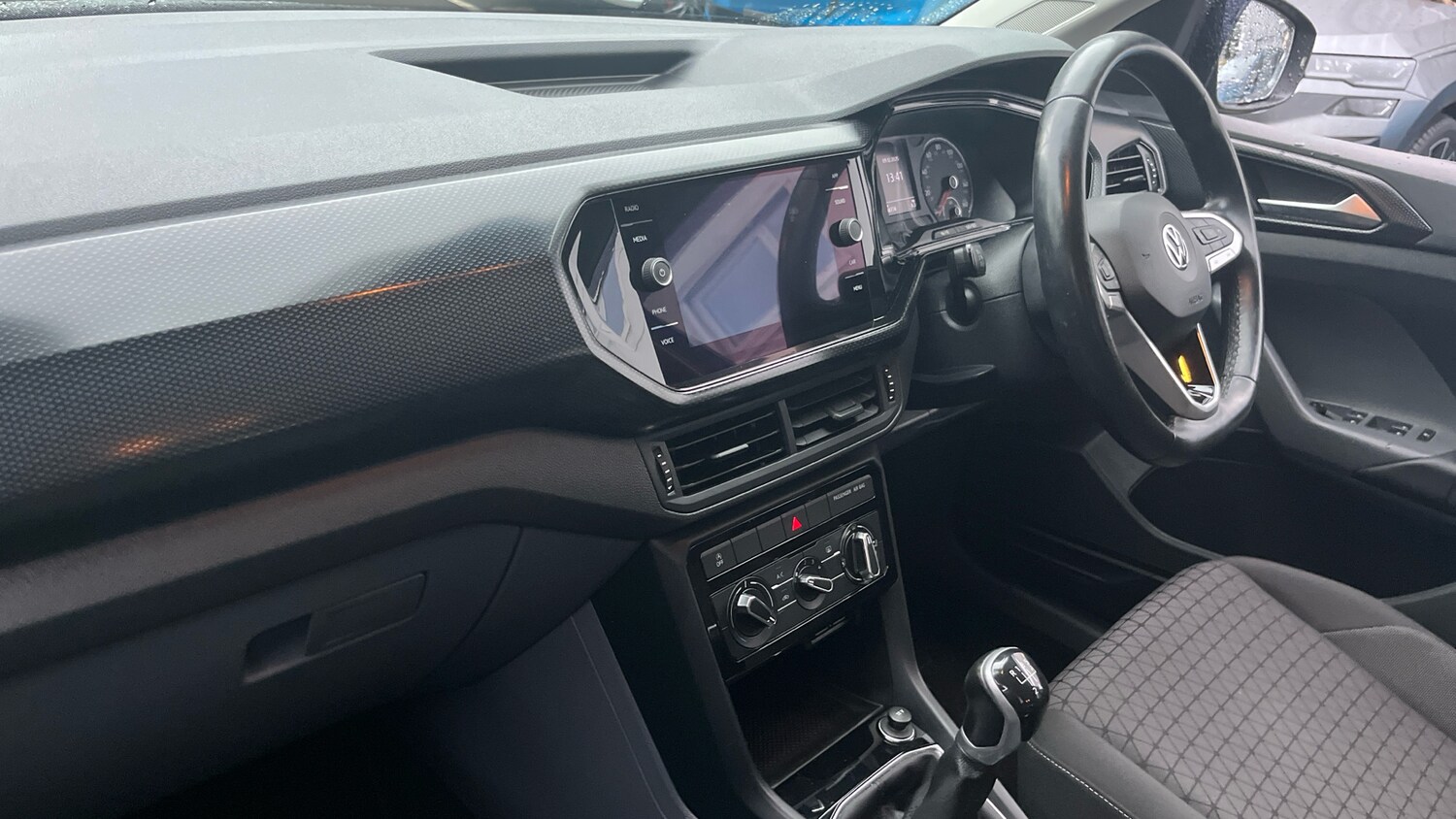 Used Volkswagen T-Cross 2020 for sale - 77730775: Photo 9