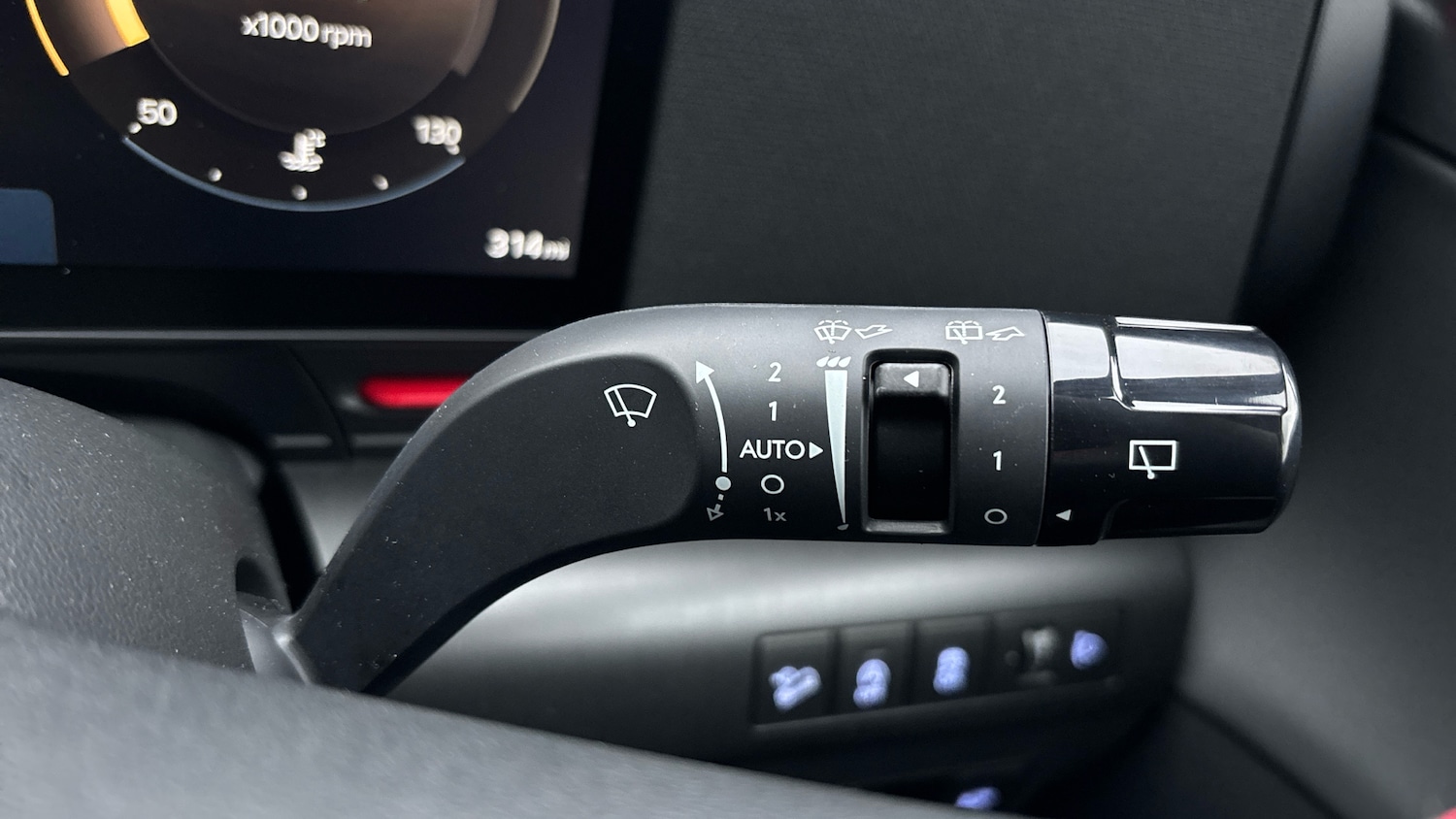 Used Hyundai KONA 2025 for sale - 76232278: Photo 24