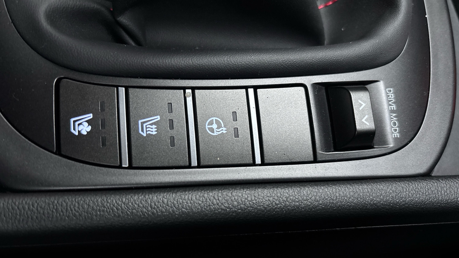 Used Hyundai KONA 2025 for sale - 76232278: Photo 26