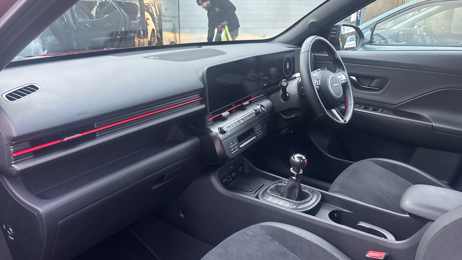 Used Hyundai KONA 2024 for sale - 77418240: Photo 9