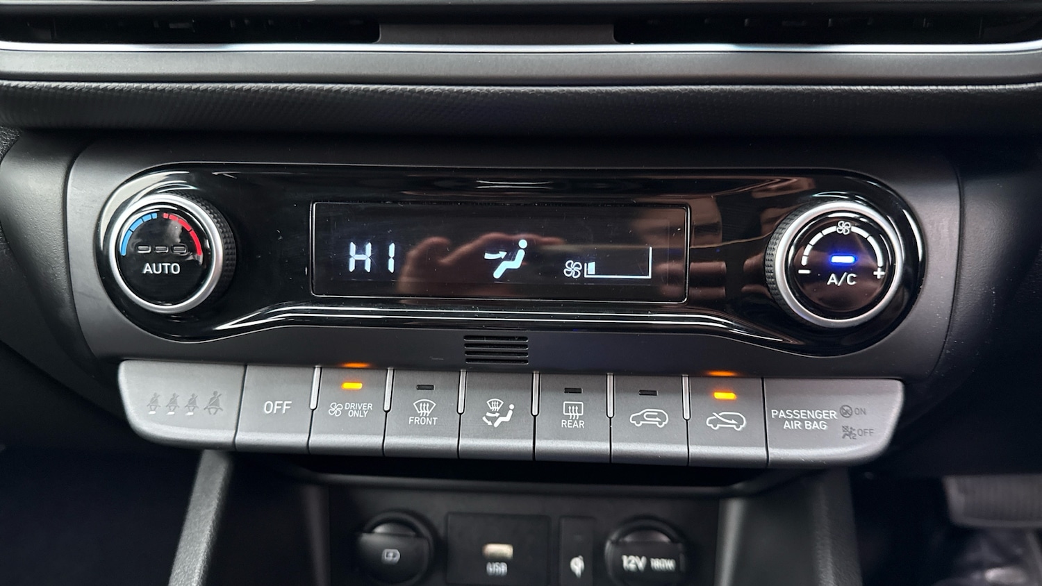 Used Hyundai KONA 2022 for sale - 77818704: Photo 27