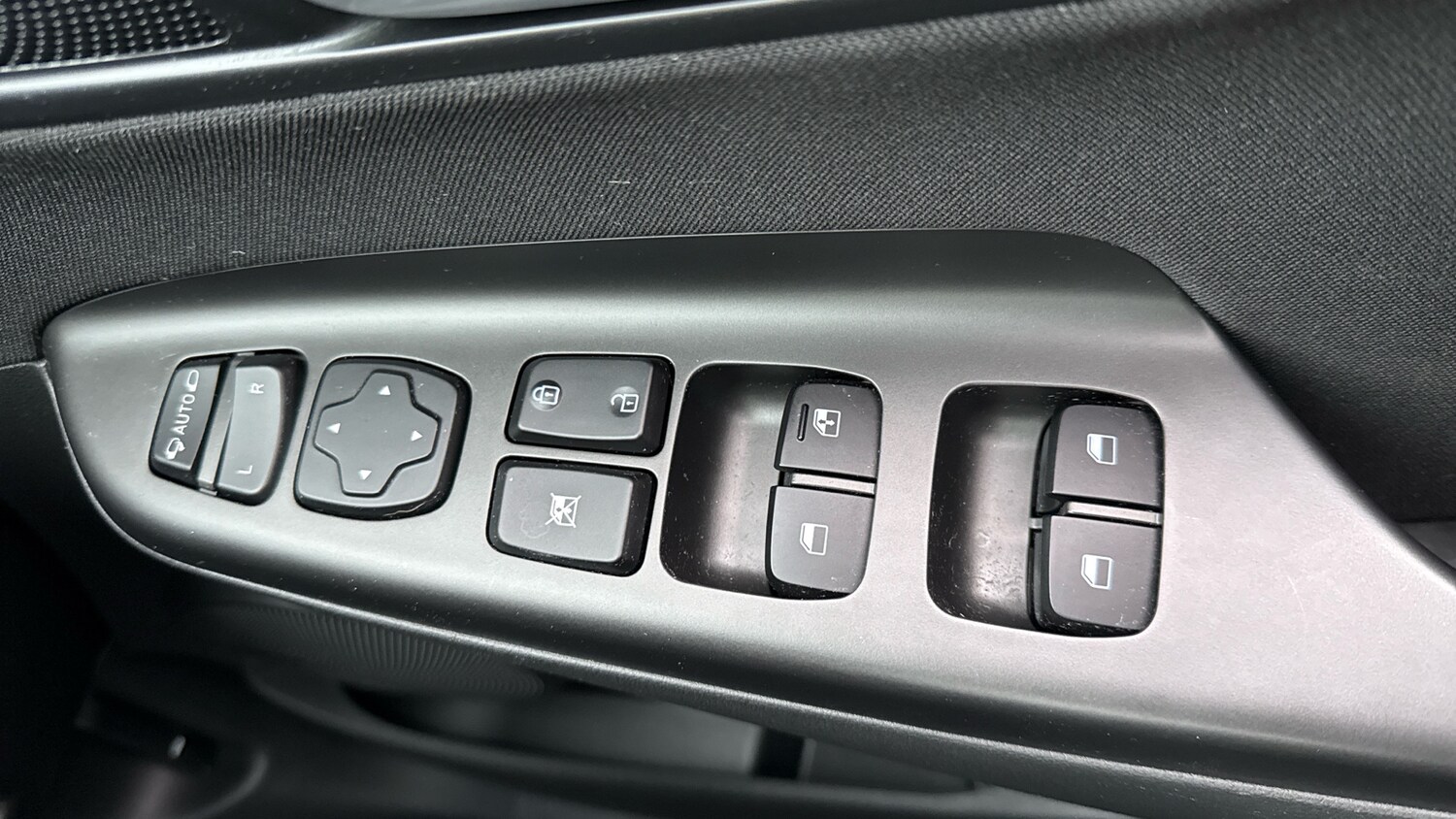 Used Hyundai KONA 2022 for sale - 77818704: Photo 34