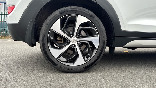 Used Hyundai TUCSON 2017 for sale - 76299289: Photo 7