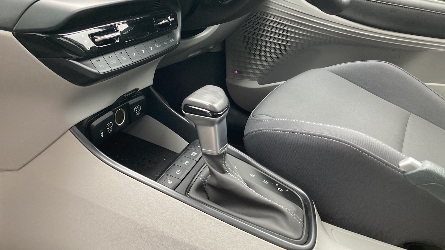 Used Hyundai BAYON 2024 for sale - 76181356: Photo 13