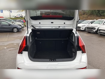 Used Hyundai BAYON 2024 for sale - 76181356: Photo 4