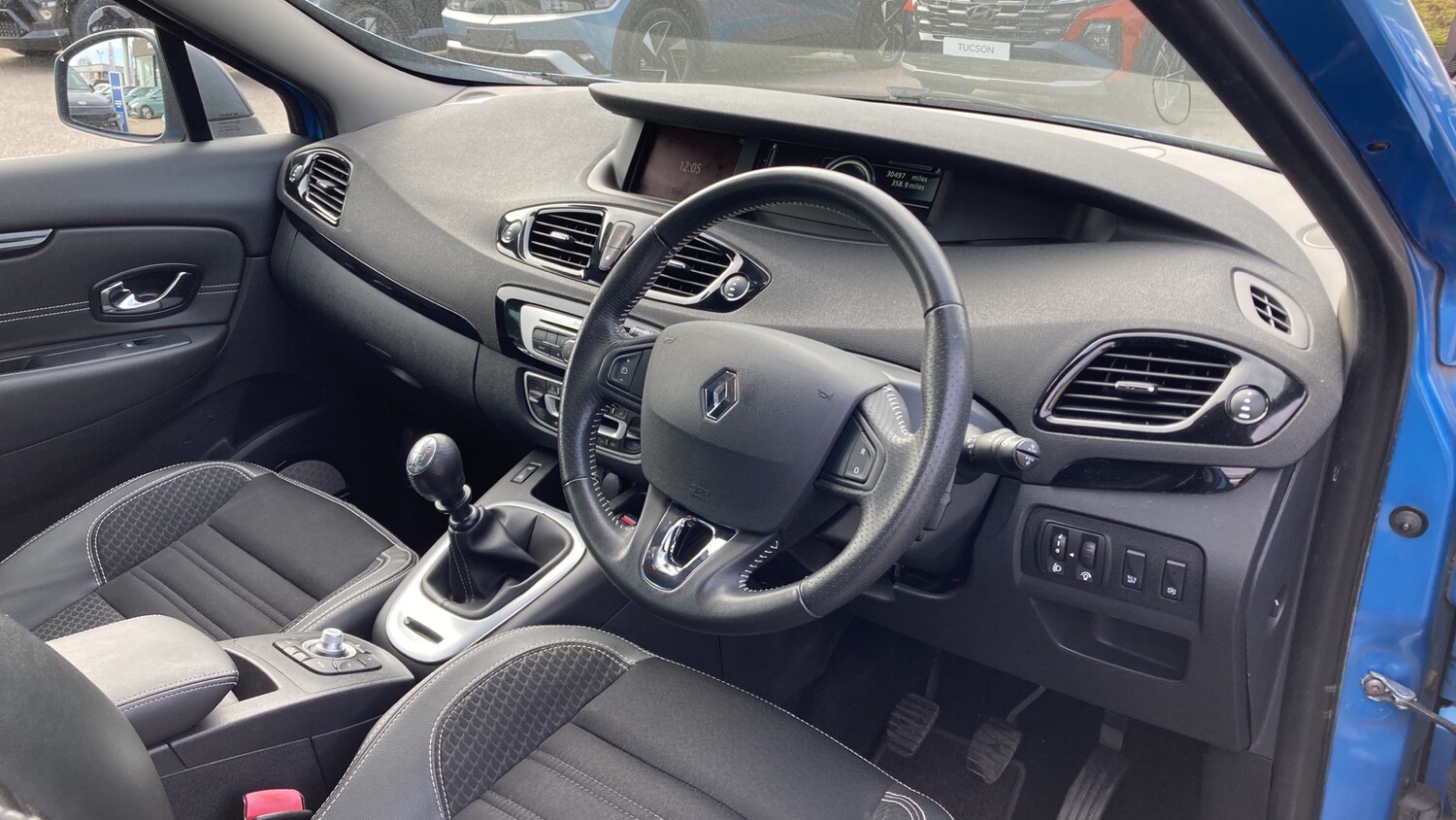 Used Renault Grand Scenic 2016 for sale - 77715241: Photo 11