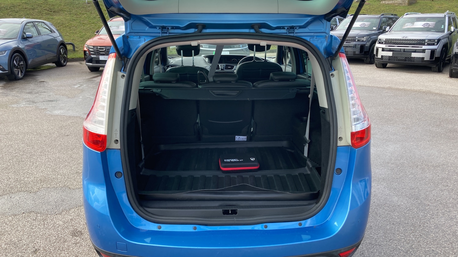 Used Renault Grand Scenic 2016 for sale - 77715241: Photo 4