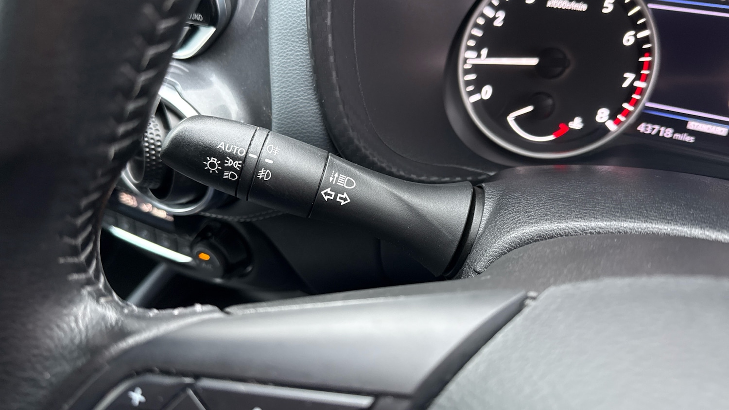 Used Nissan Juke 2020 for sale - 77198803: Photo 32