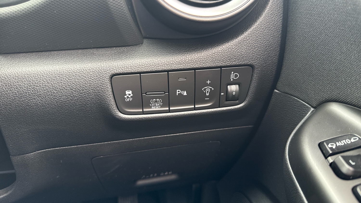 Used Hyundai KONA 2022 for sale - 76352026: Photo 37