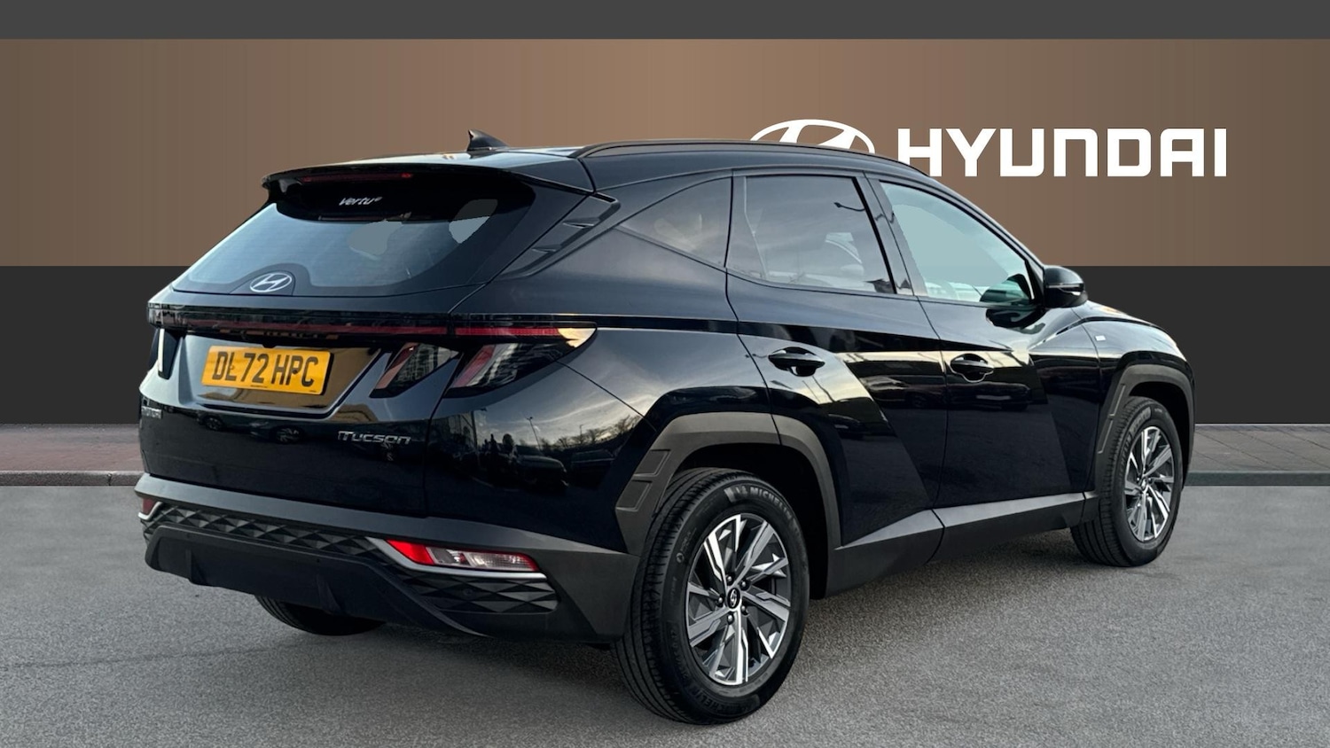 Used Hyundai TUCSON 2023 for sale - 77715242: Photo 2