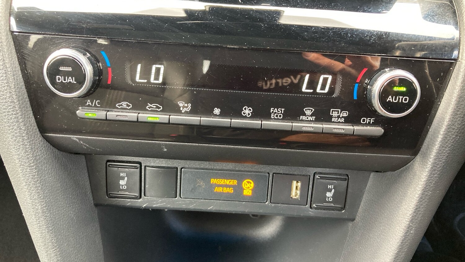 Vehicle 28