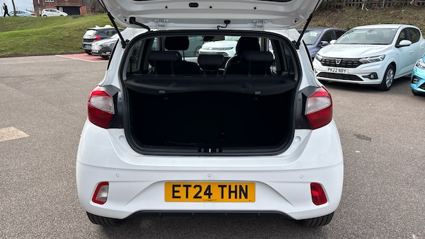 Used Hyundai i10 2024 for sale - 76219676: Photo 4