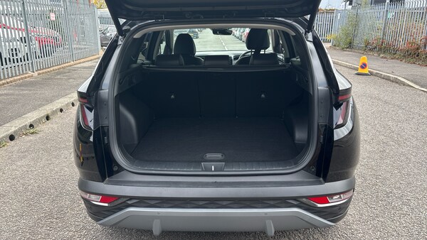 Used Hyundai TUCSON 2022 for sale - 76299288: Photo 4