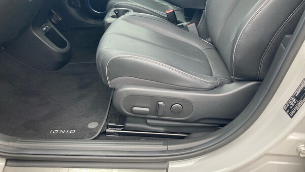 Used Hyundai IONIQ 5 2021 for sale - 76299291: Photo 25