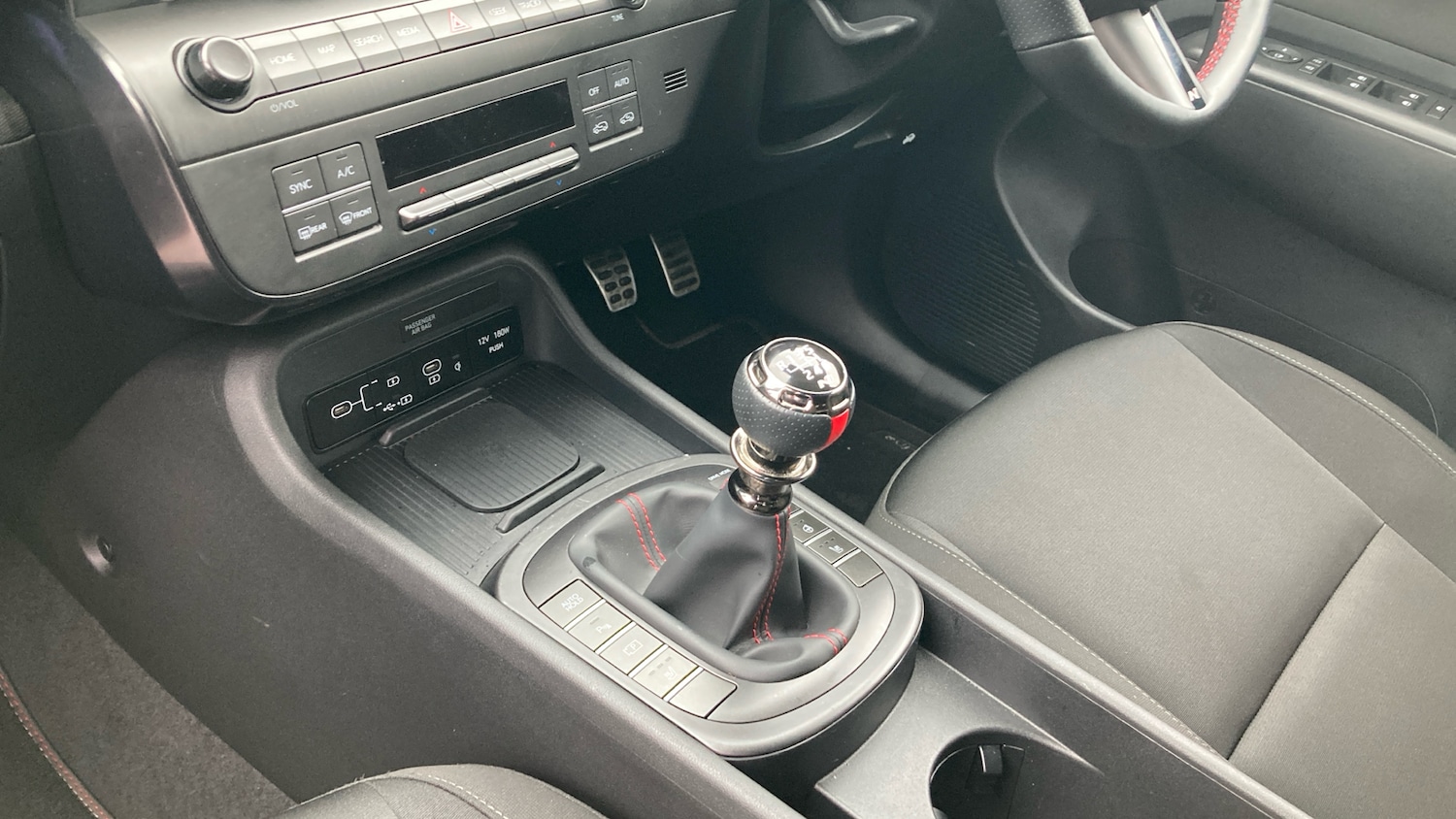 Used Hyundai KONA 2025 for sale - 77653552: Photo 13