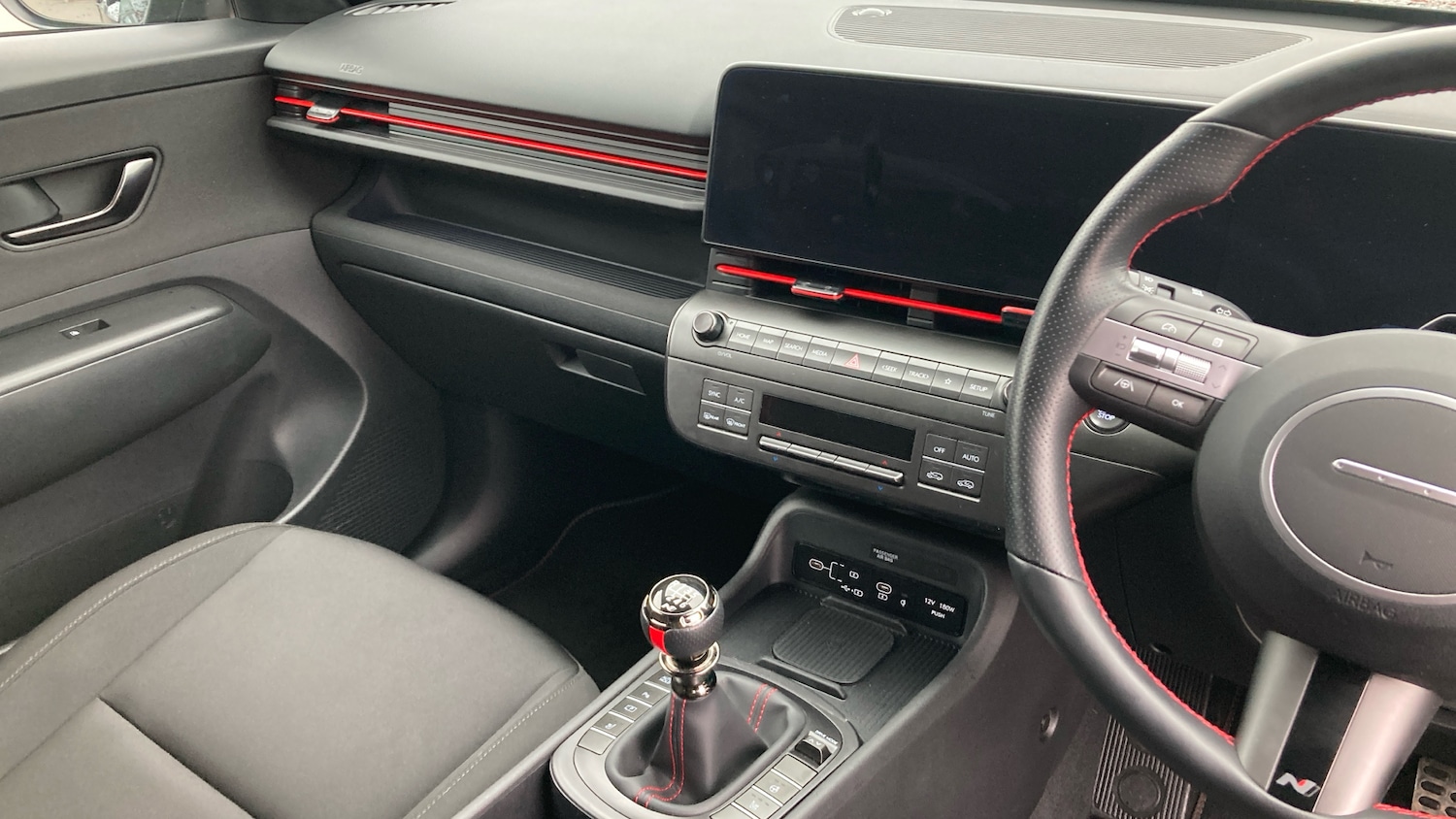 Used Hyundai KONA 2025 for sale - 77653552: Photo 14