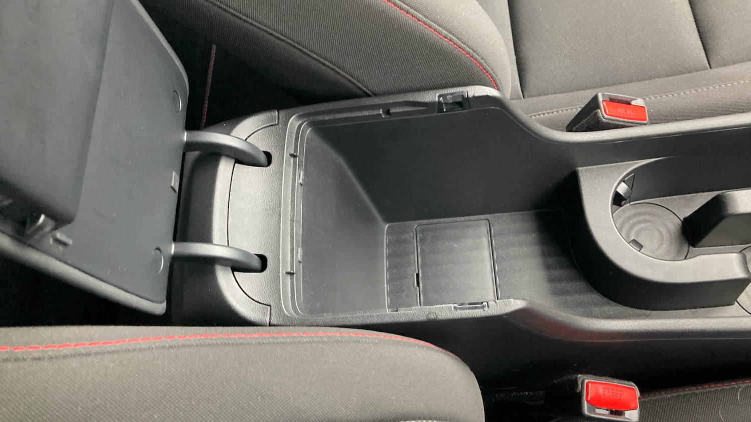 Used Hyundai KONA 2025 for sale - 77653552: Photo 33