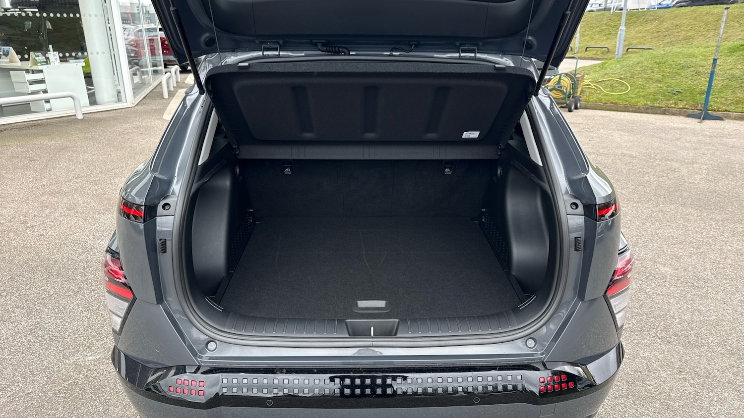 Used Hyundai KONA 2025 for sale - 78168683: Photo 4