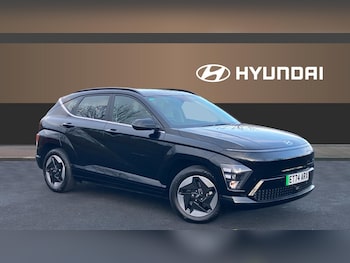 2025 (74) - 160kW Advance 65kWh 5dr Auto