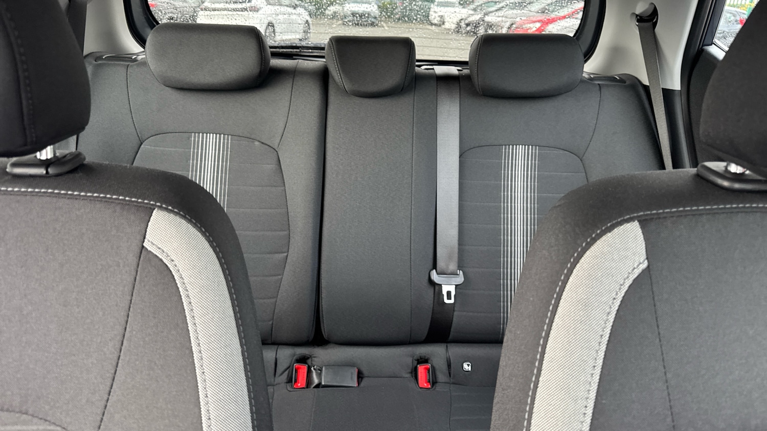 Used Hyundai i10 2024 for sale - 76181365: Photo 15