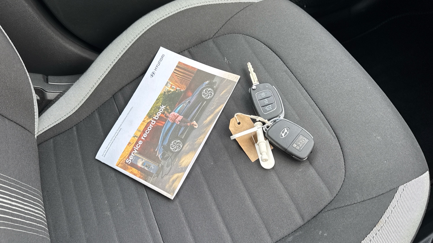 Used Hyundai i10 2024 for sale - 76181365: Photo 19