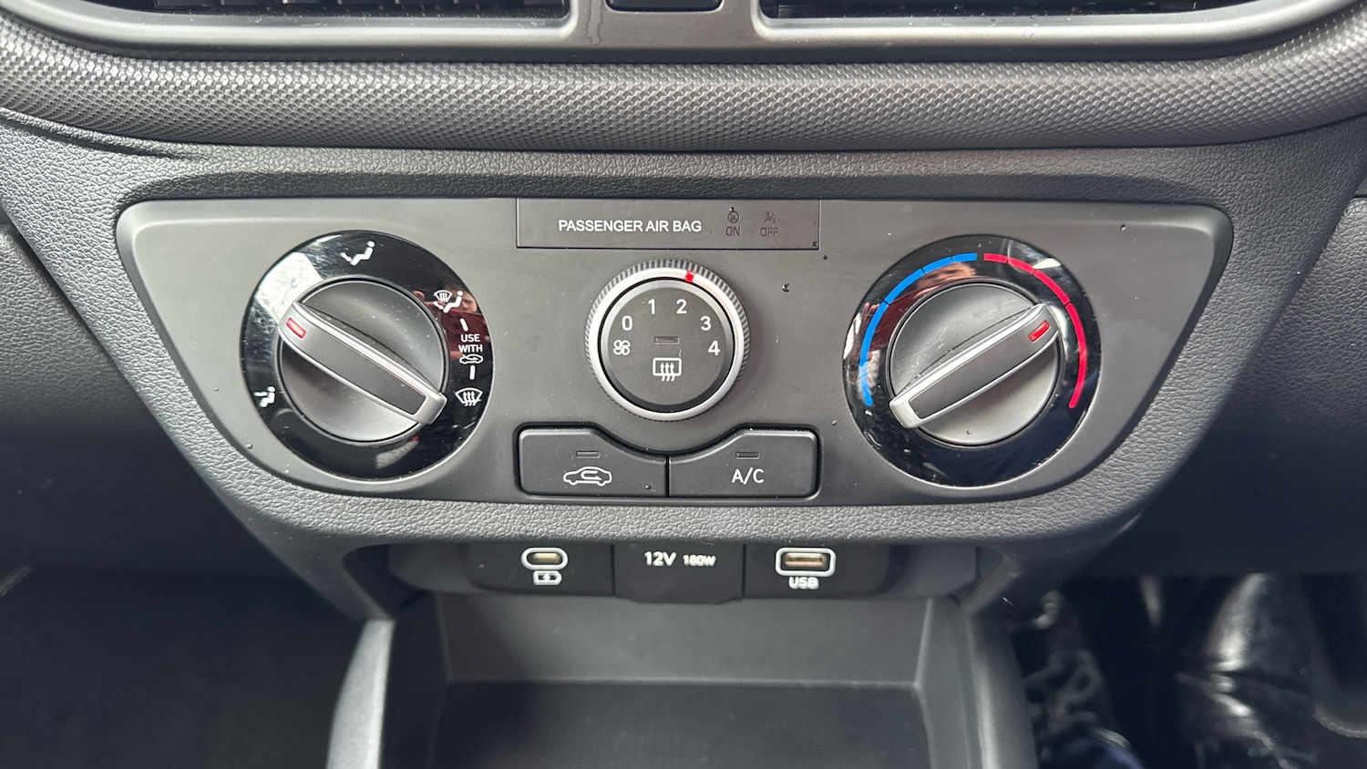 Used Hyundai i10 2024 for sale - 76181365: Photo 22