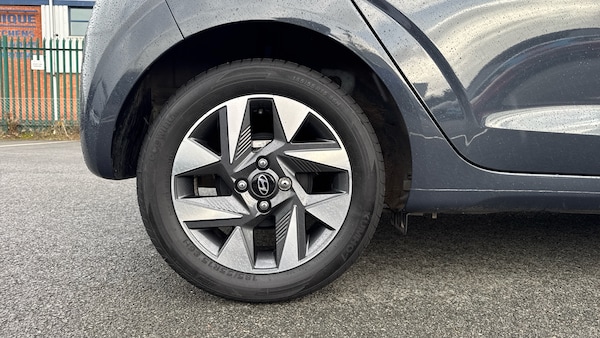 Used Hyundai i10 2024 for sale - 76181365: Photo 7